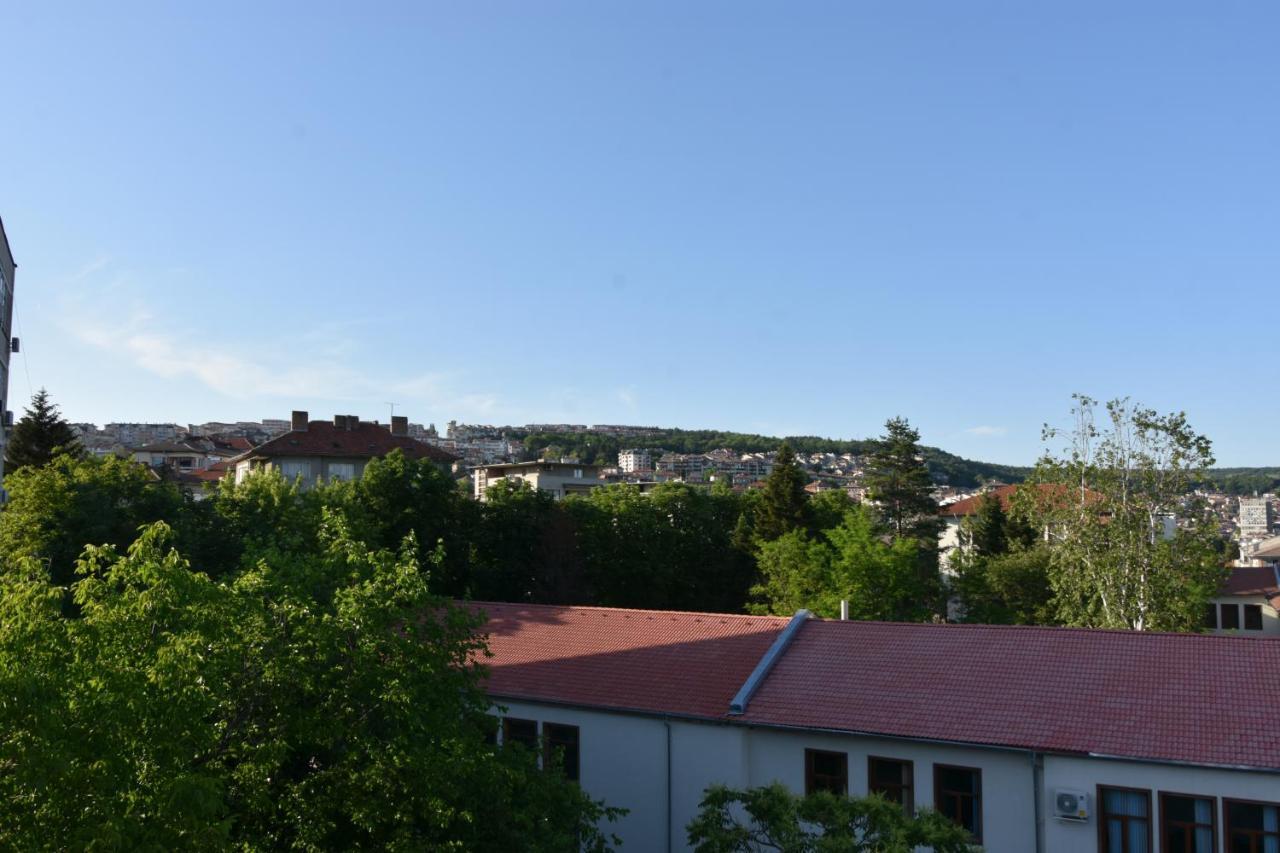 Tarnovo Studios City Center Велико-Тирново Екстер'єр фото